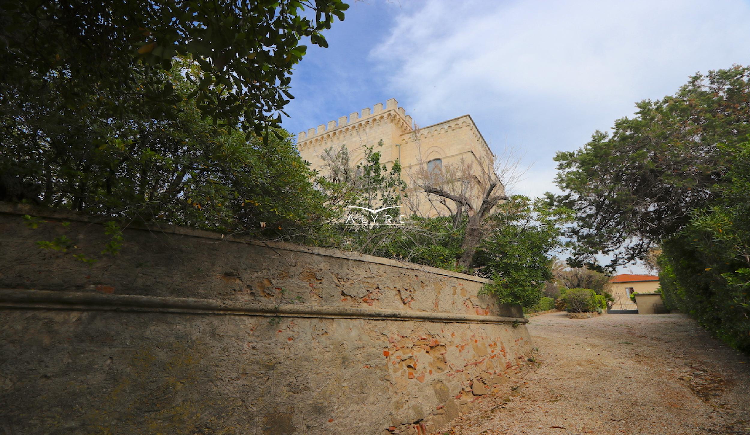 Loft in vendita all'intenro di una Torre Medicea a Castiglioncello