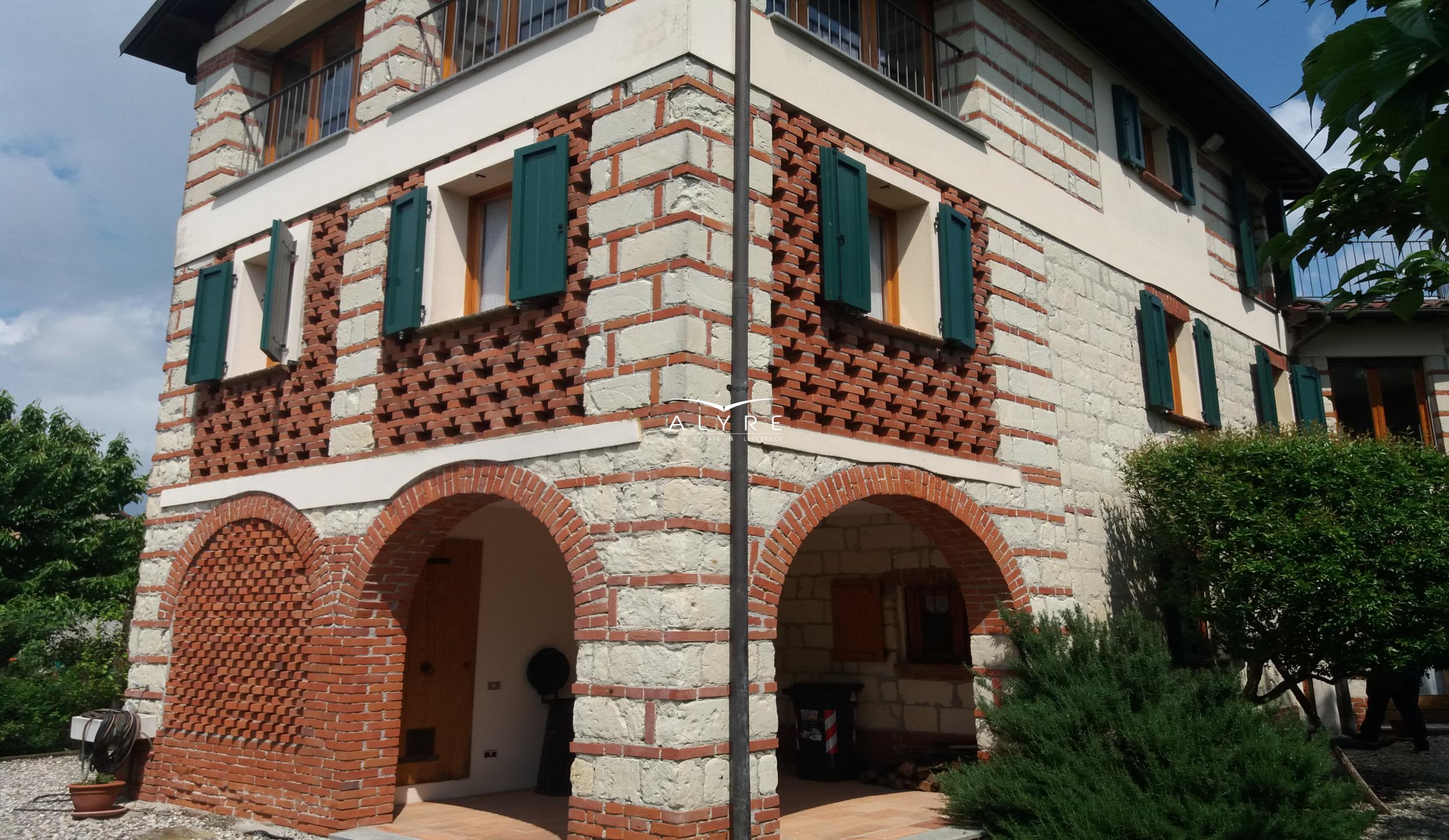 CASA IN VENDITA A ROSIGNANO MONFERRATO